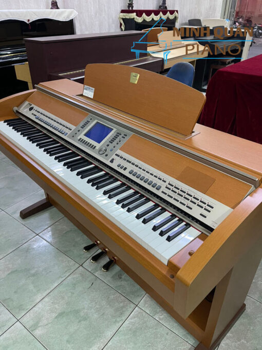 yamaha cvp 403 C 4