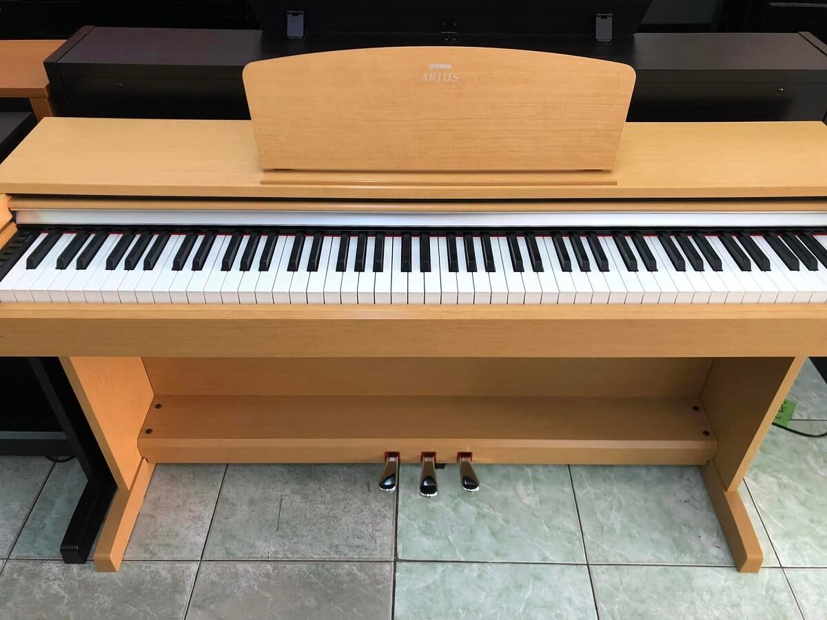 Đàn piano Yamaha YDP-142C