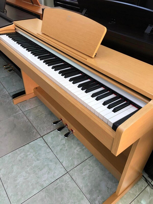 Đàn piano Yamaha YDP-142C