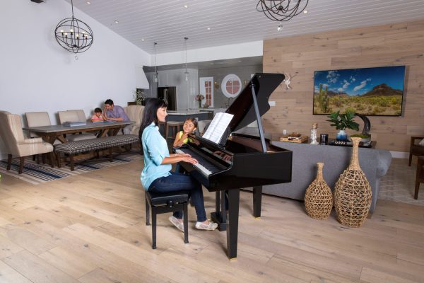 Roland GP607: sáng bừng không gian sống của bạn. 1 Đàn piano điện Roland GP607