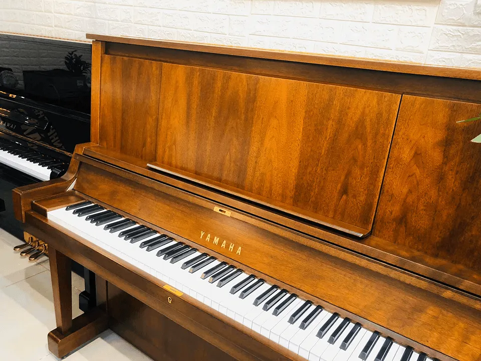 Yamaha W102