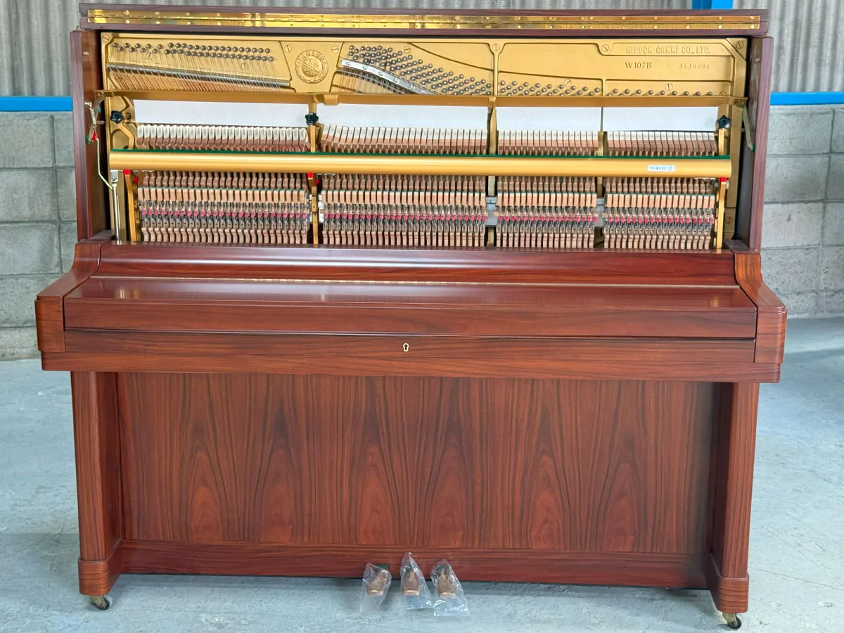 Yamaha W107B