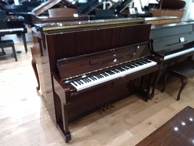 Yamaha U1F Yamaha U1F
