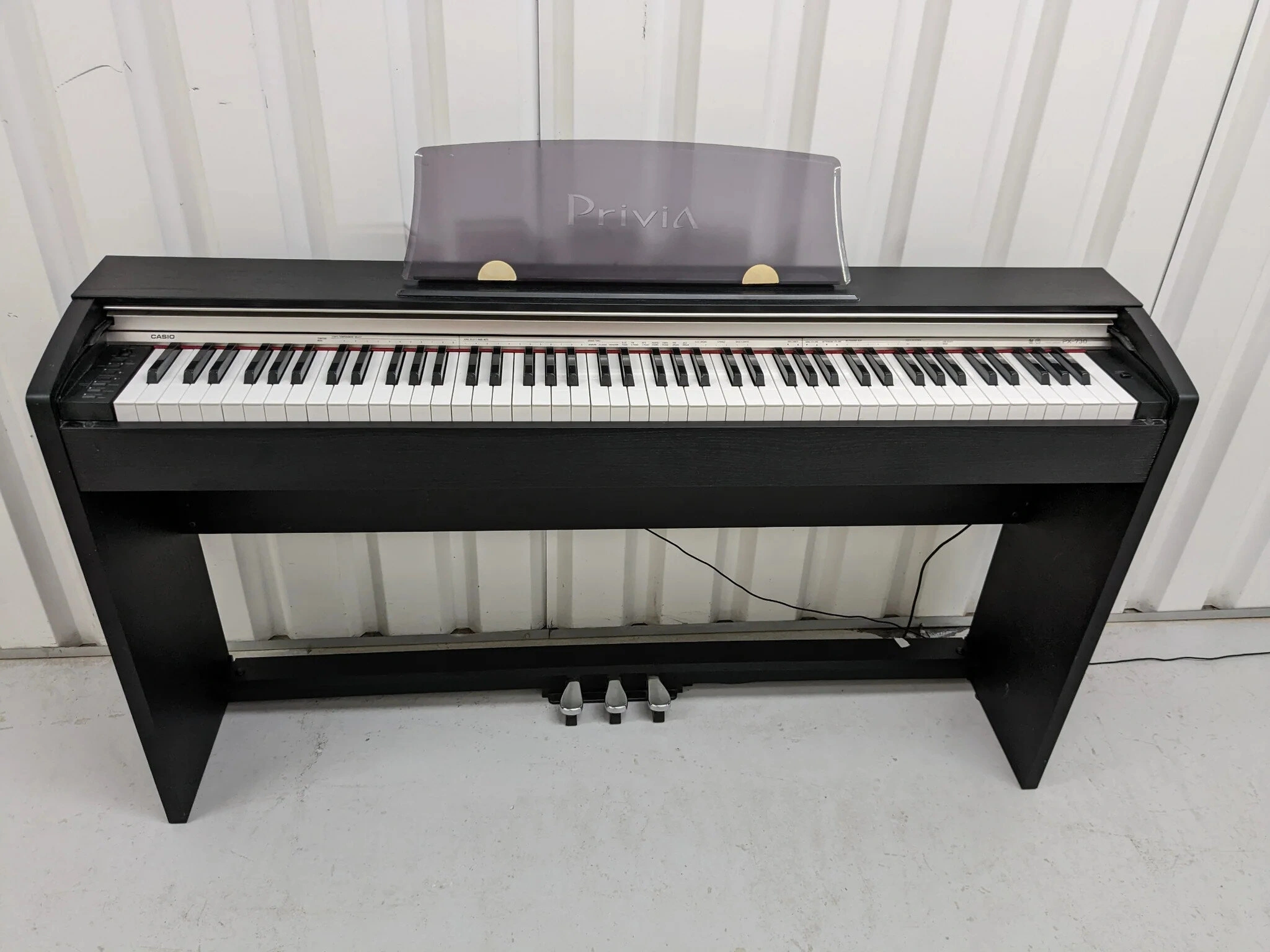 Casio PX-730 casio-px-730-piano-dien-gia-tot-de-choi-1