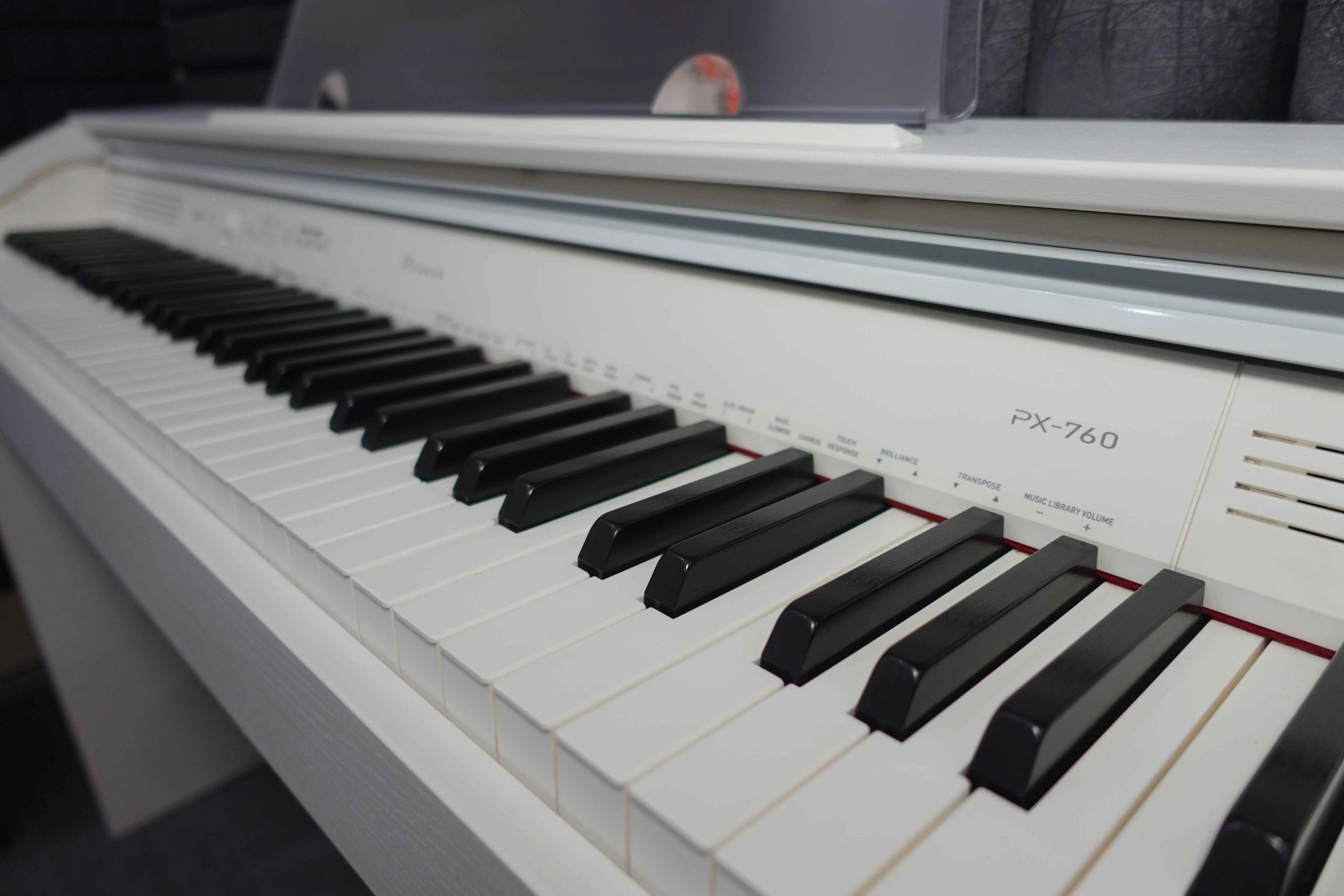 Casio PX-760 casio-px-760-nang-cap-am-thanh-trai-nghiem-tot-1