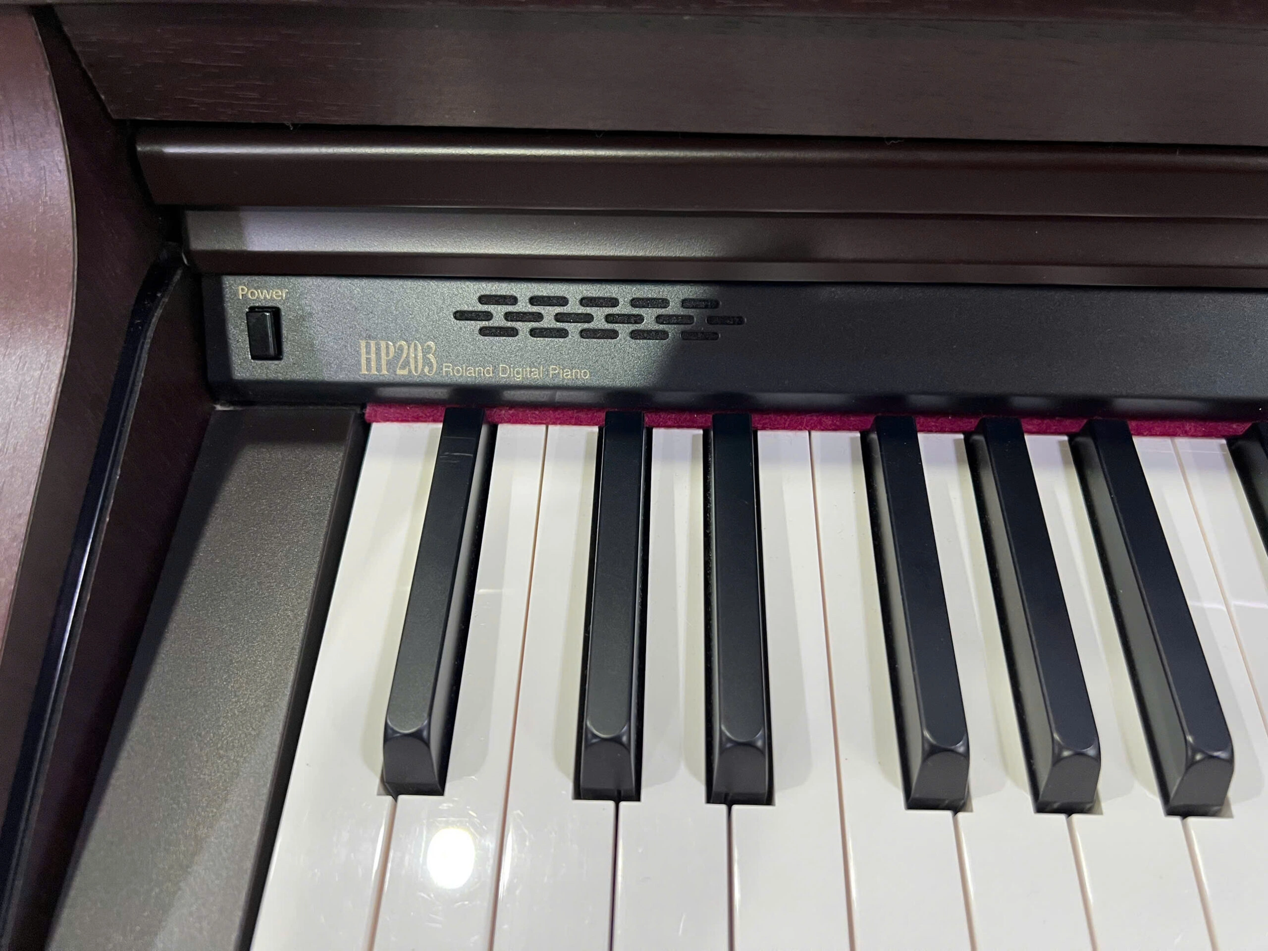 Roland HP-203 Roland HP-203