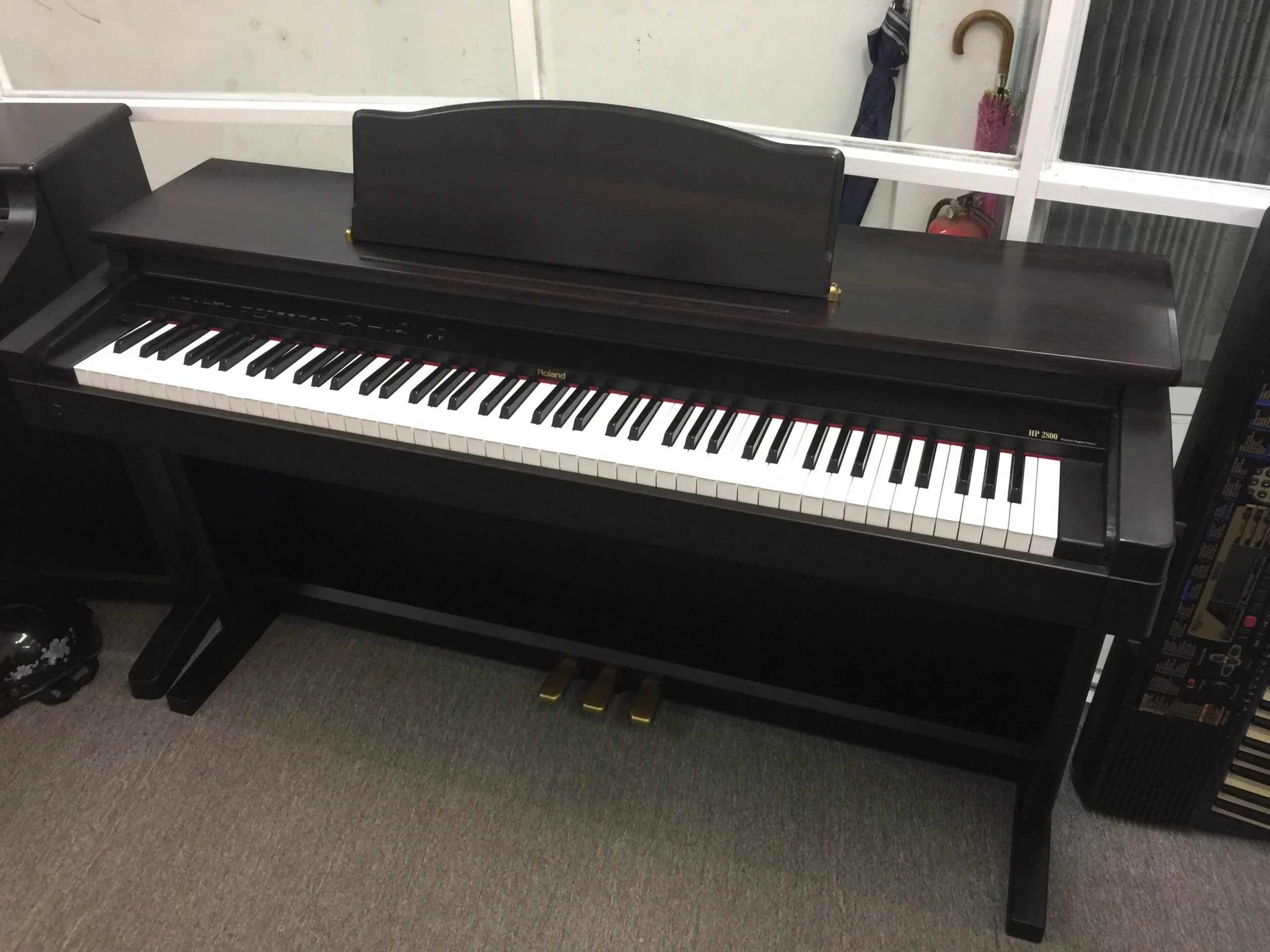 Roland HP-2800 Roland HP-2800
