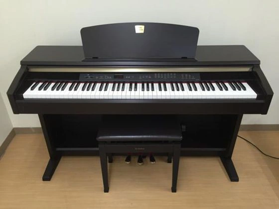 Yamaha CLP-120 Yamaha CLP-120