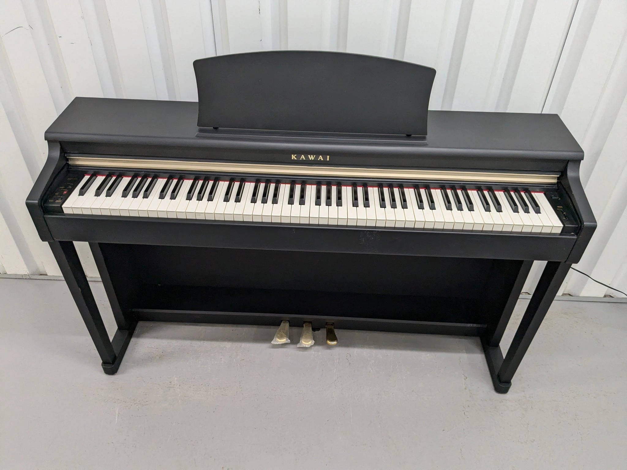 Kawai CN-24 Kawai CN-24