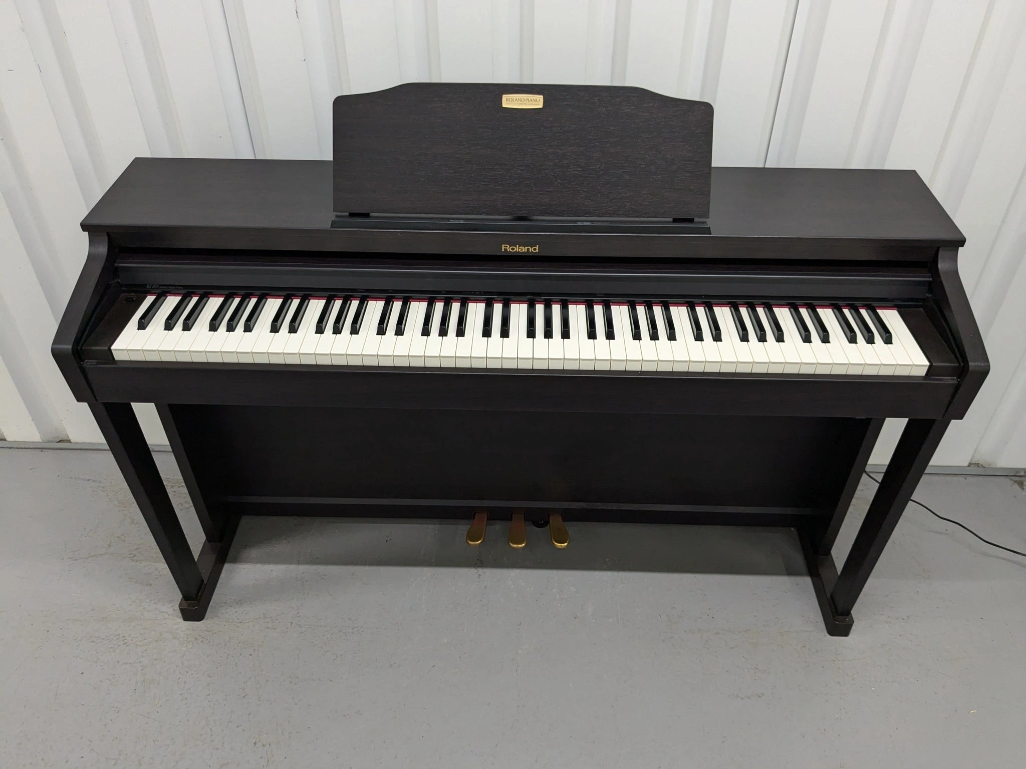 Roland HP-504 - Piano Điện Đời Mới Âm Thanh Sống Động 1 Roland HP-504