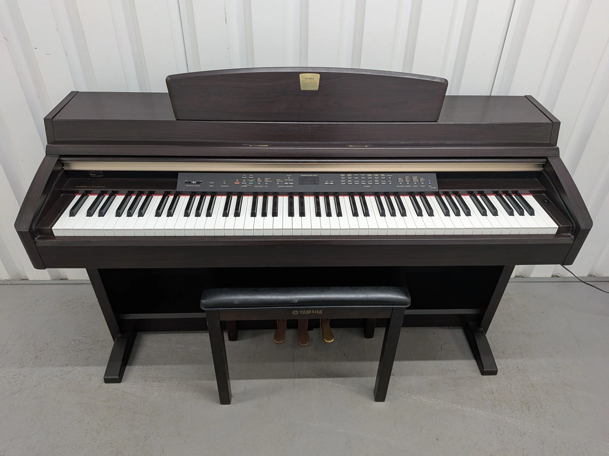Yamaha CLP-240