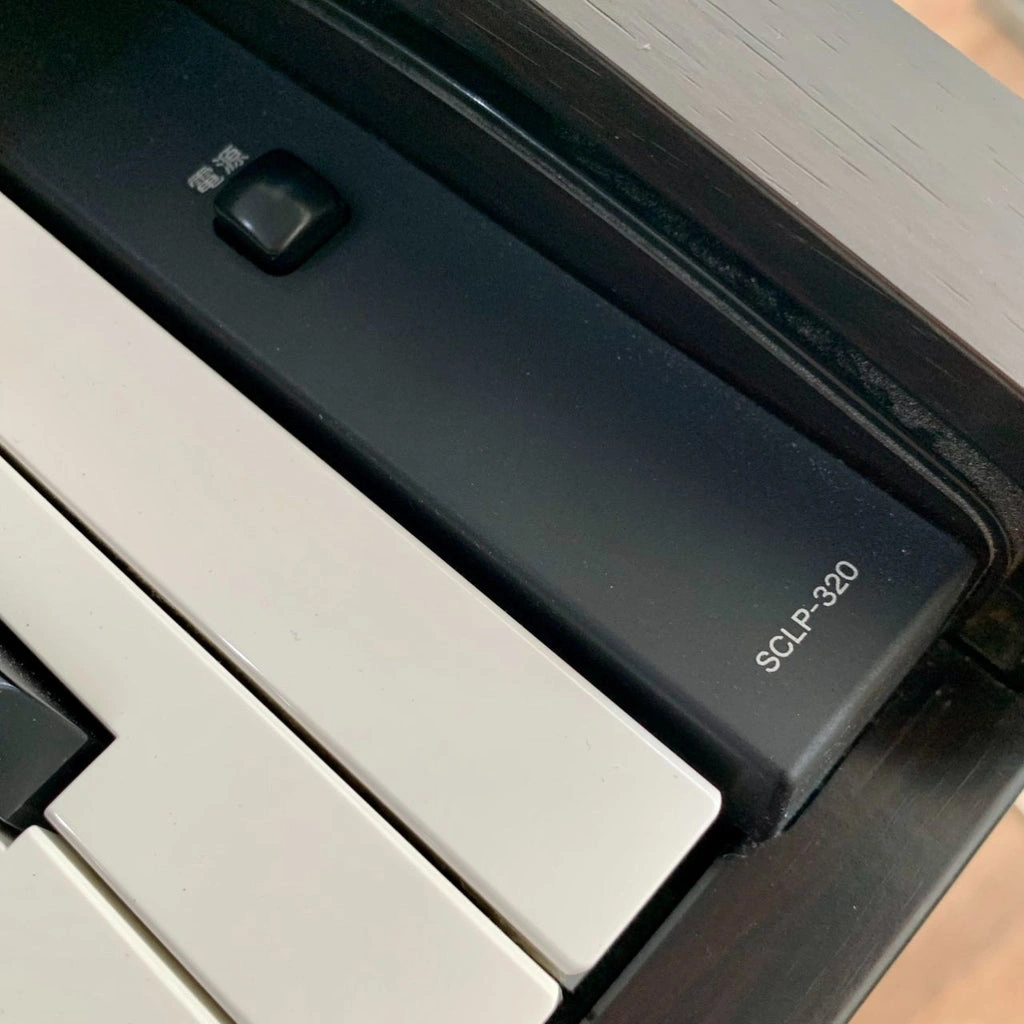 Yamaha SCLP-320 – Piano Điện Nhật Bản Đáng Mua 2 Yamaha SCLP-320
