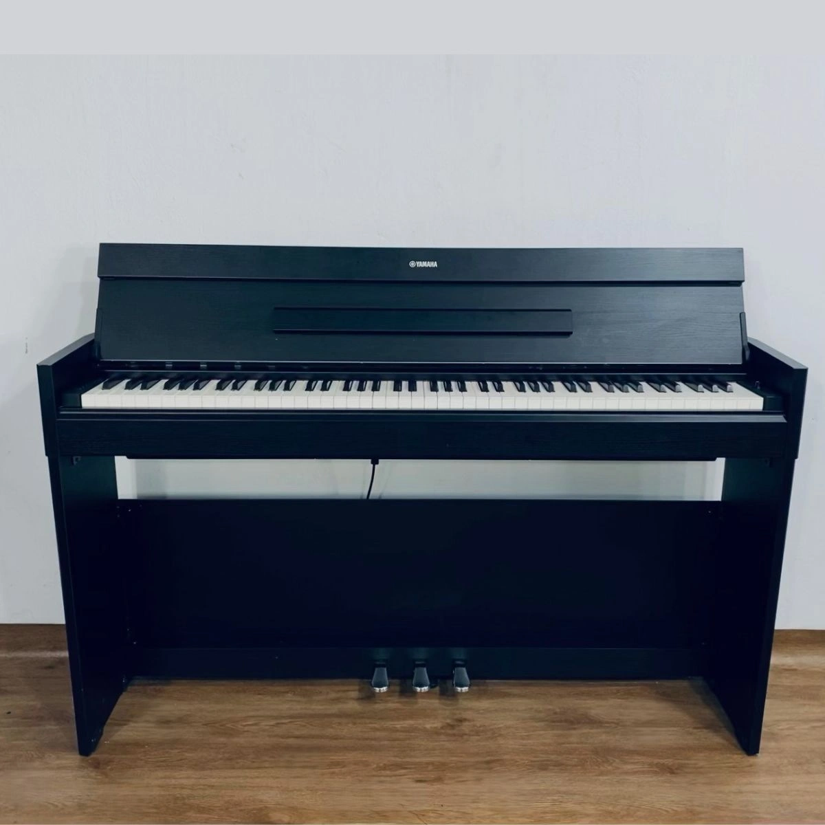 Yamaha YDP-S52 – Piano Điện Mỏng Gọn, Sang Trọng 1 Yamaha YDP-S52 – Piano Điện Mỏng Gọn, Sang Trọng 1