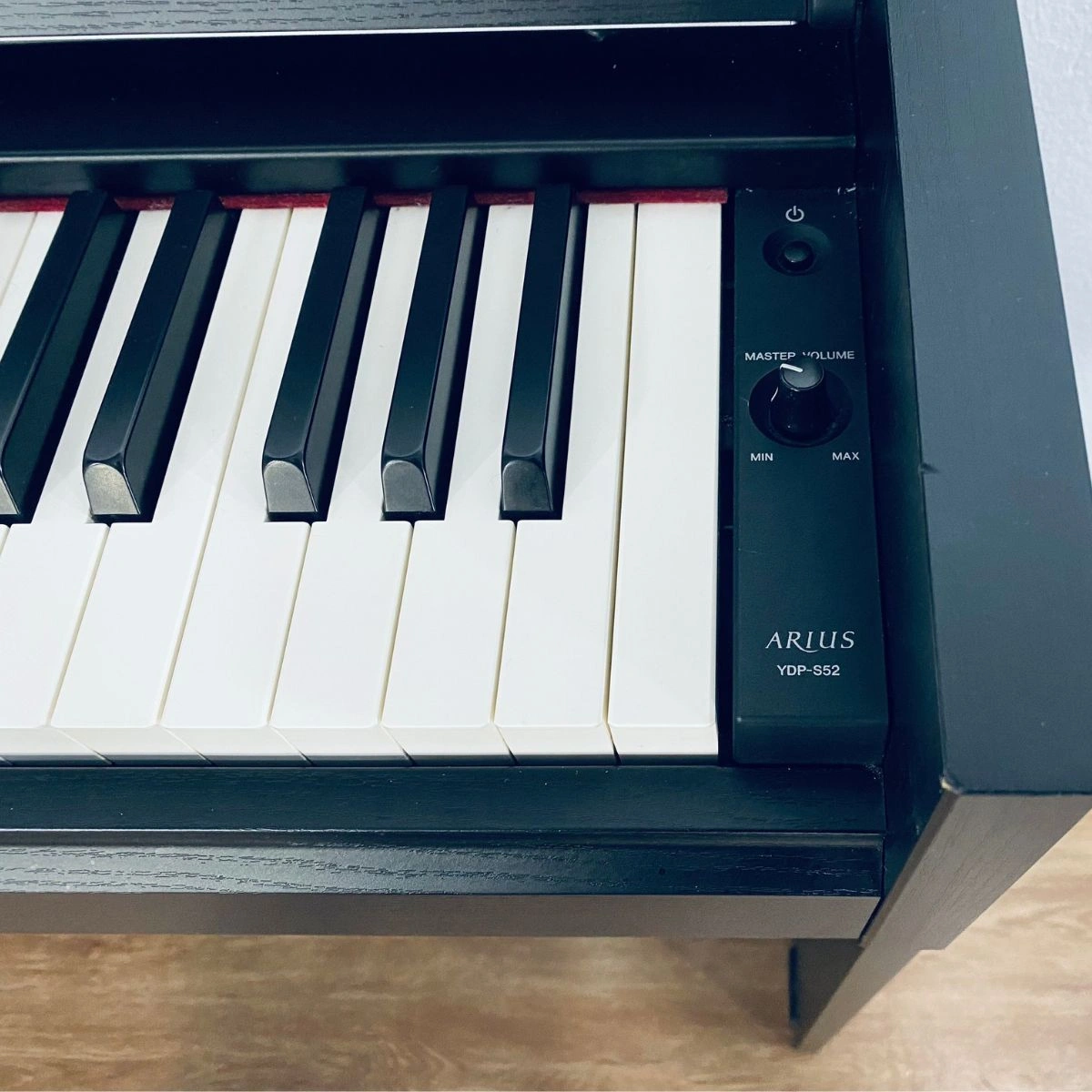 Yamaha YDP-S52 – Piano Điện Mỏng Gọn, Sang Trọng 2 Yamaha YDP-S52 được trang bị công nghệ âm thanh Pure CF Sound Engine – một bước đột phá trong lĩnh vực piano điện.